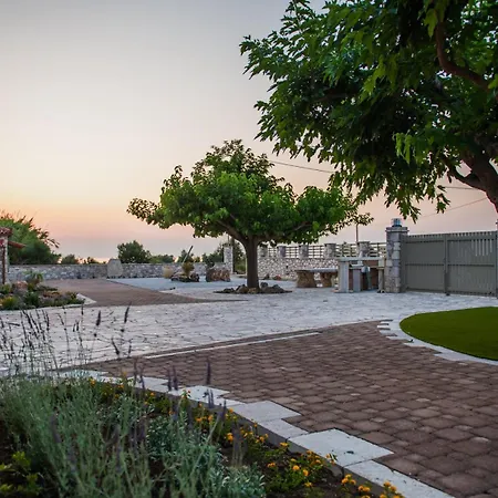 Terra Hélios Suites&studios 3* Kyparissia