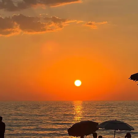 Apartmanhotel Terra Helios & 3*