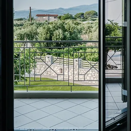 Terra Helios & Aparthotel