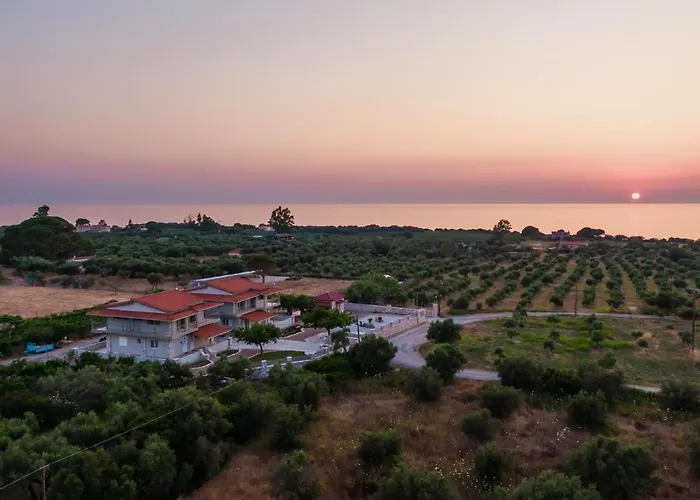 Terra Hélios Suites&studios 3* Kyparissia
